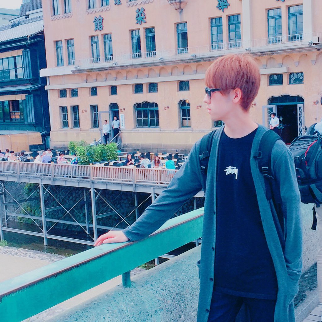 613Maru's profile picture. 元KIHS 現在大学生 猫派🐈 2017年もよろしく！