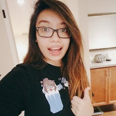 renellebum's profile picture. Twitch Streamer ☆ Variety Gamer ☆ Art#drawing#papercraft ☆ Cat mama ☆ Discord HypeSquad Member ☆ Come join me at https://t.co/nty5wkosbN