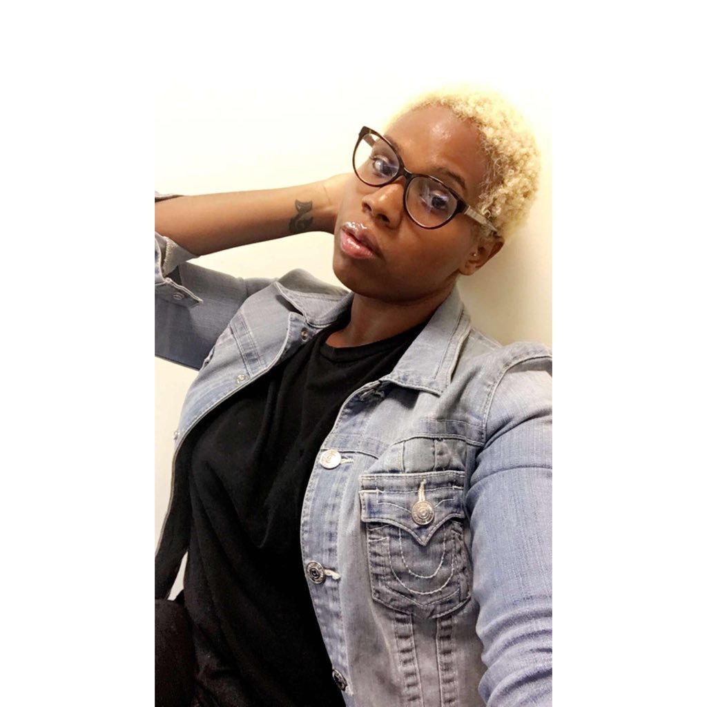 GiftedPenfully's profile picture. Media Chameleon;! Writer for Parle Magazine. PR, Advertising. Entrepreneur; GET fit wJUST MOVE IT INC. @justmoveitinc (IG) ,Twitter comin soon. #ZPHIB