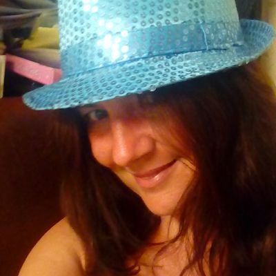 Mum of Five 💞 Christian ✝️ Copy / Content / Social Media ✍️ @pyjamasocial Editor at @whatsonromsey