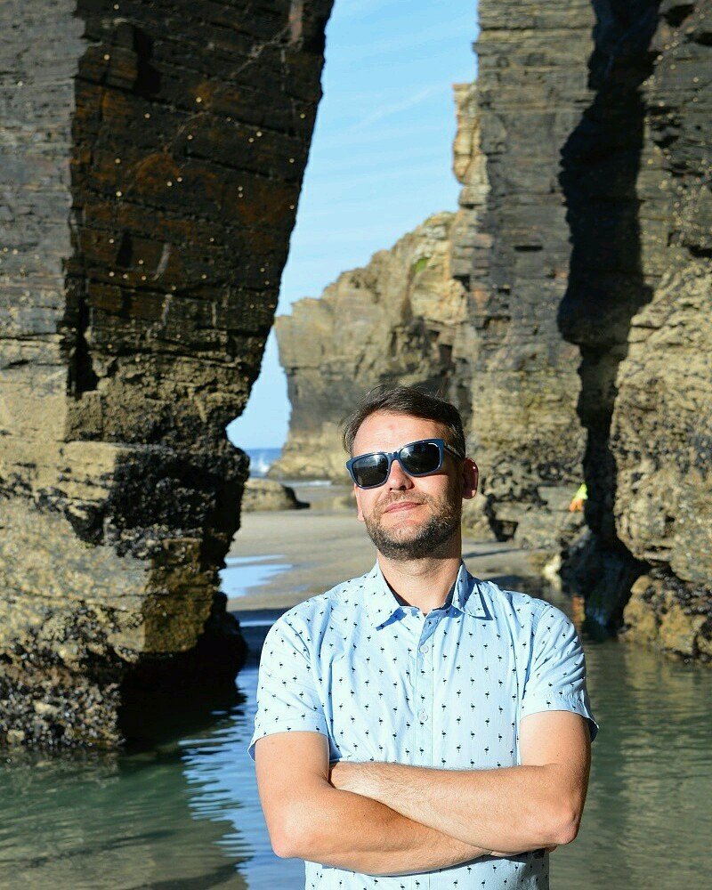 Organizador de eventos en La Lola se va de Boda. Coordinador de Decoesfera. También escribo para Hoy Aragón y Zerca.