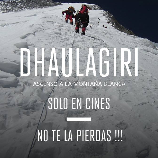 Ascenso a la montaña blanca.
Documental que alterna entre la vertiginosidad de una gran hazaña y la intimidad de la introspección.