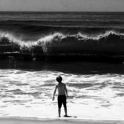 Lover of rocks, mountains & the coast. Cleaner of brownfields. Live by the motto never leave cake. #Surf, #Fish #Cake repeat.