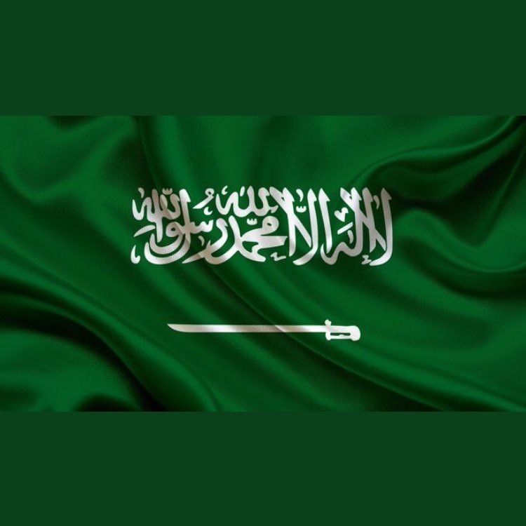 أعظم ما تتقرب به إلى الله أن ينظر الله إلى قلبك فيرى أنك لاتريد من الدنيا و الأخرة إلا هو كن مع الله يكن كل شيء جميل معك..