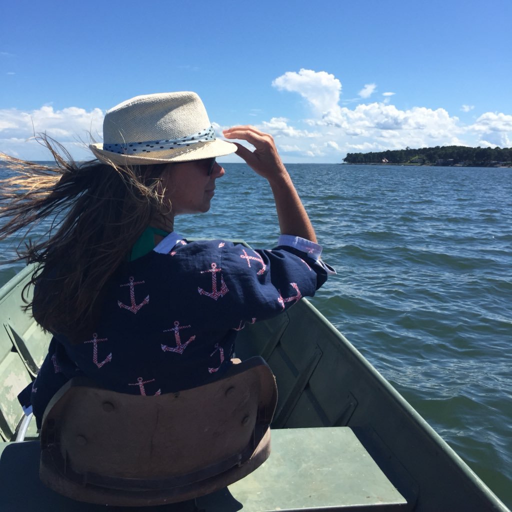 DargueJennifer's profile picture. mom. teacher. coach