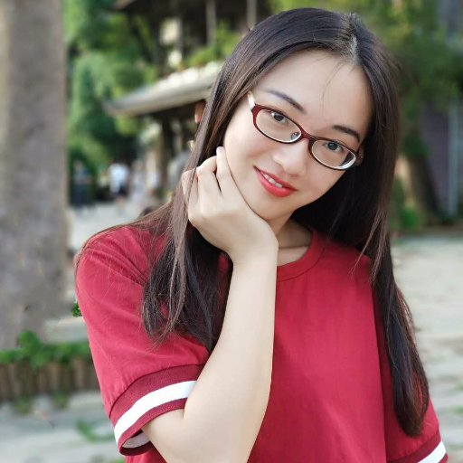 I love to communicate with all kinds of people with different culture. I love to make new friends. I love to know more people.