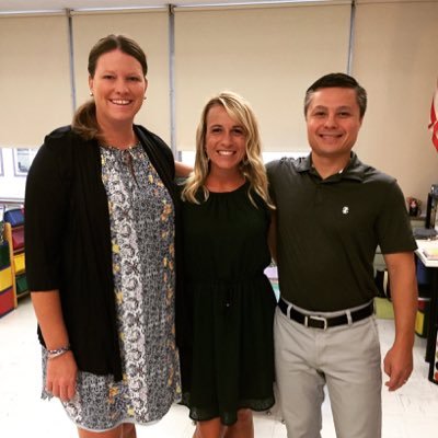 Mom 👶🏻🍼💙, wife, daughter, friend 😊❤️sports fan ⚾️🏈🏀, 3rd grade math teacher ✏️📚🍎👩🏼🏫