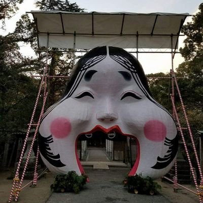 1290年よりございます柳川の総鎮守 日吉神社でございます。