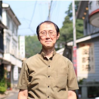 島根県 温泉津温泉で「寛ぎの宿 輝雲荘」という旅館をしております。
テレビ好きなおやじが今日の温泉津をつぶやきます。