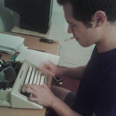 camus100792's profile picture. 