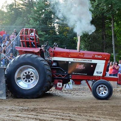 Uxbridge Tractor Pull. 2nd Friday of every September, Elgin Park, Uxbridge, Ontario. Pro-Stock, Modified Trucks & Tractors and farm stock.