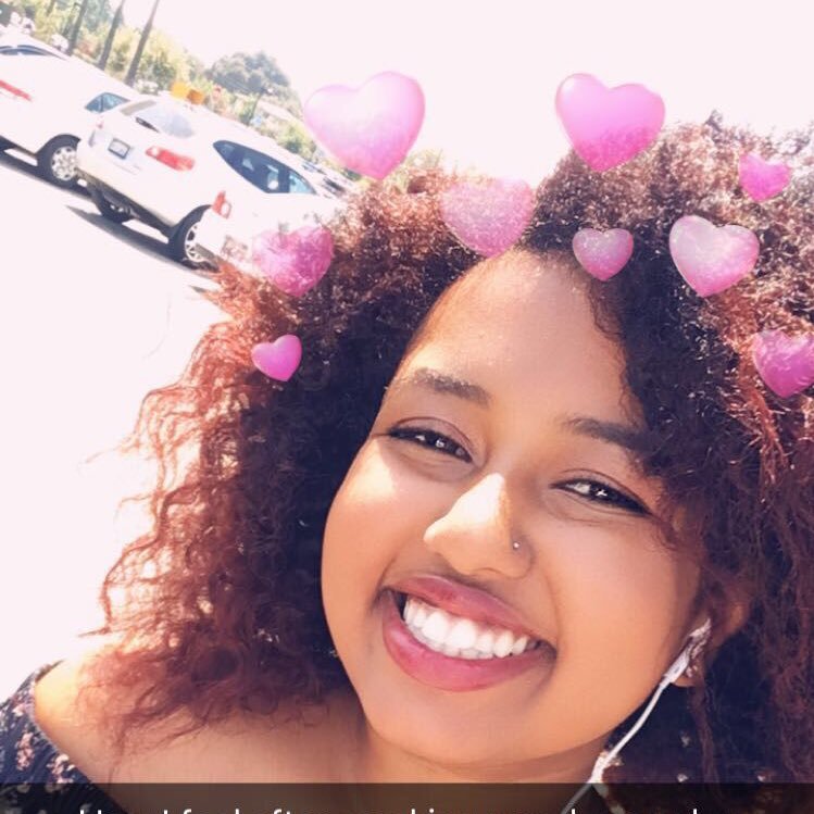 not gonna shrink to make you comfortable 🇪🇷 ♉️ unapologetically black