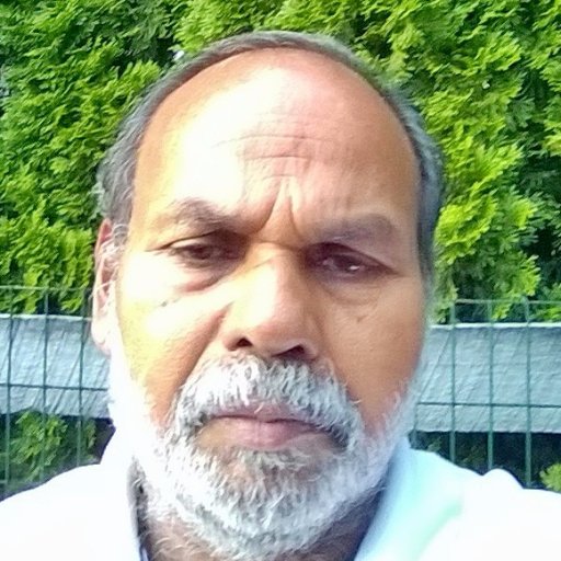 I follow Dr. Mantena Satyanarayana Raju life style to a broader extent. I like reading & listening ADVITA philosphy. I like Anubhavananda saraswati & Mooji.