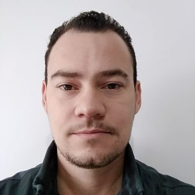 aquino_willian's profile picture. Front-end developer
