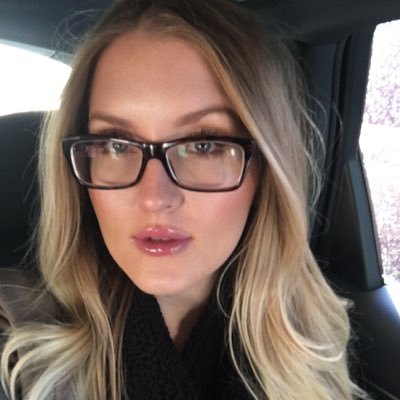 aemlvnv's profile picture. 