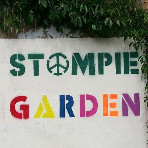 Stompie Garden is a community green space in Bermondsey, South East London.  Our legendary T-34 Soviet tank celebrates art and peace over division