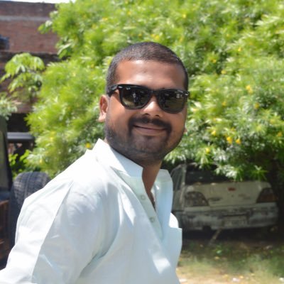 An indian, Brahmin boy who loves India,cricket and Culture 🙏 Ex treasurer and Vice President of Kisan Degree College, Bahraich,Uttar Pradesh