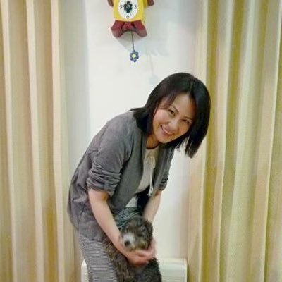 smilechi_'s profile picture. 活字中毒なサラリーマン主婦です。