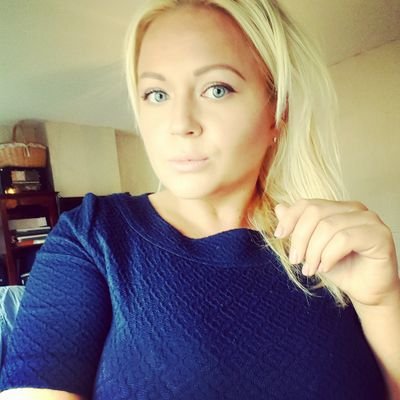 lizzie_austin87's profile picture. 