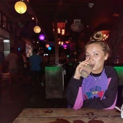 SophhSharp's profile picture. snapchat: sophiesharp95