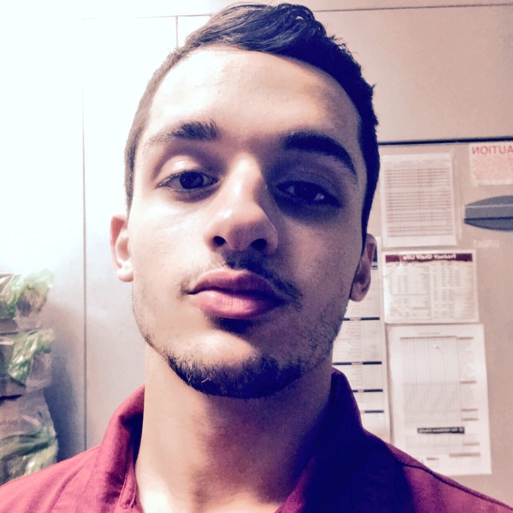 MoMoney1917's profile picture. 