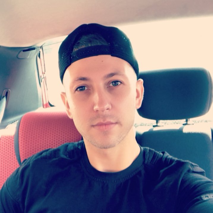 Deacon Hunter XXX on Twitter "Only fans page cum shot 😂 couldn’t hold