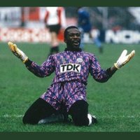 Jona (@jonagold__) 's Twitter Profile Photo