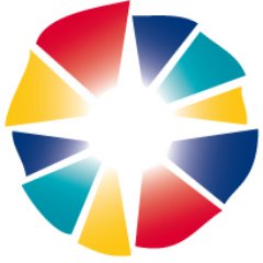 Somos una organización privada, sin ánimo de lucro, que trabaja por la transformación de la sociedad a partir de la transformación de las personas.