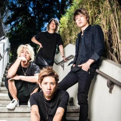 ONE OK ROCK 
OORerのみフォローします(´∀｀*)