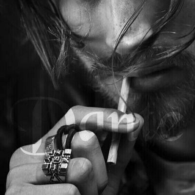 Dante_La_Porta's profile picture. Que buen insomnio si me desvelo en tu cuerpo.  M.B