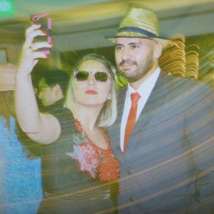 Mama de una guerrera CLARITA VICTORIA, esposa de @leonctony, Abogada, Docente, me encanta el derecho amo mi profesión!!!