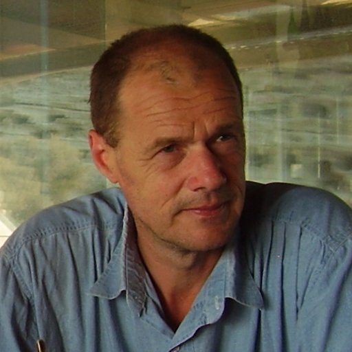 Publicist, raziskovalec, prostovoljec
Razmišljam in zapisujem o vsem, kar se dogaja okoli mene.