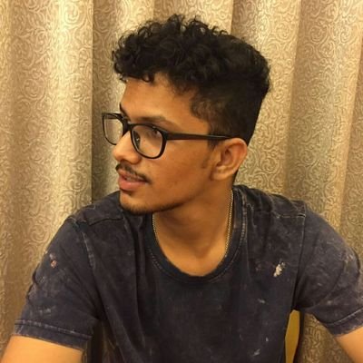 Yash61932431's profile picture. smile WHISPEREr💉💊