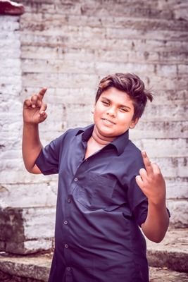 karan_bubly's profile picture. Ijust be cool 
And thalapathy  da gathu 😁😁😁😁