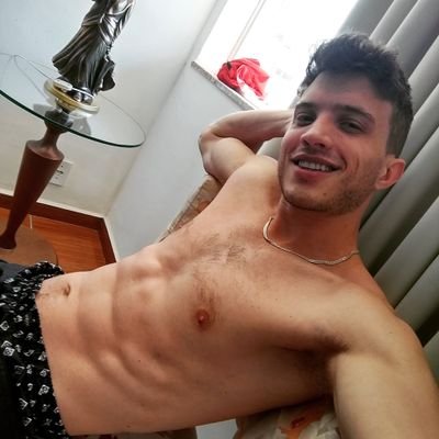 Daniel_Severo's profile picture. Empreendedor🏗️
fitnees🏋️
Talvez um futuro YouTuber
Scorp : @danielsevero

Instagram : @DaniellSevero