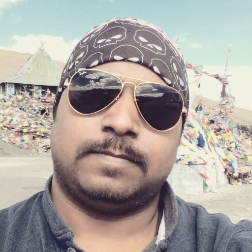 I am GRAPHICS DESIGNER in MORPHED STUDIOS delhi