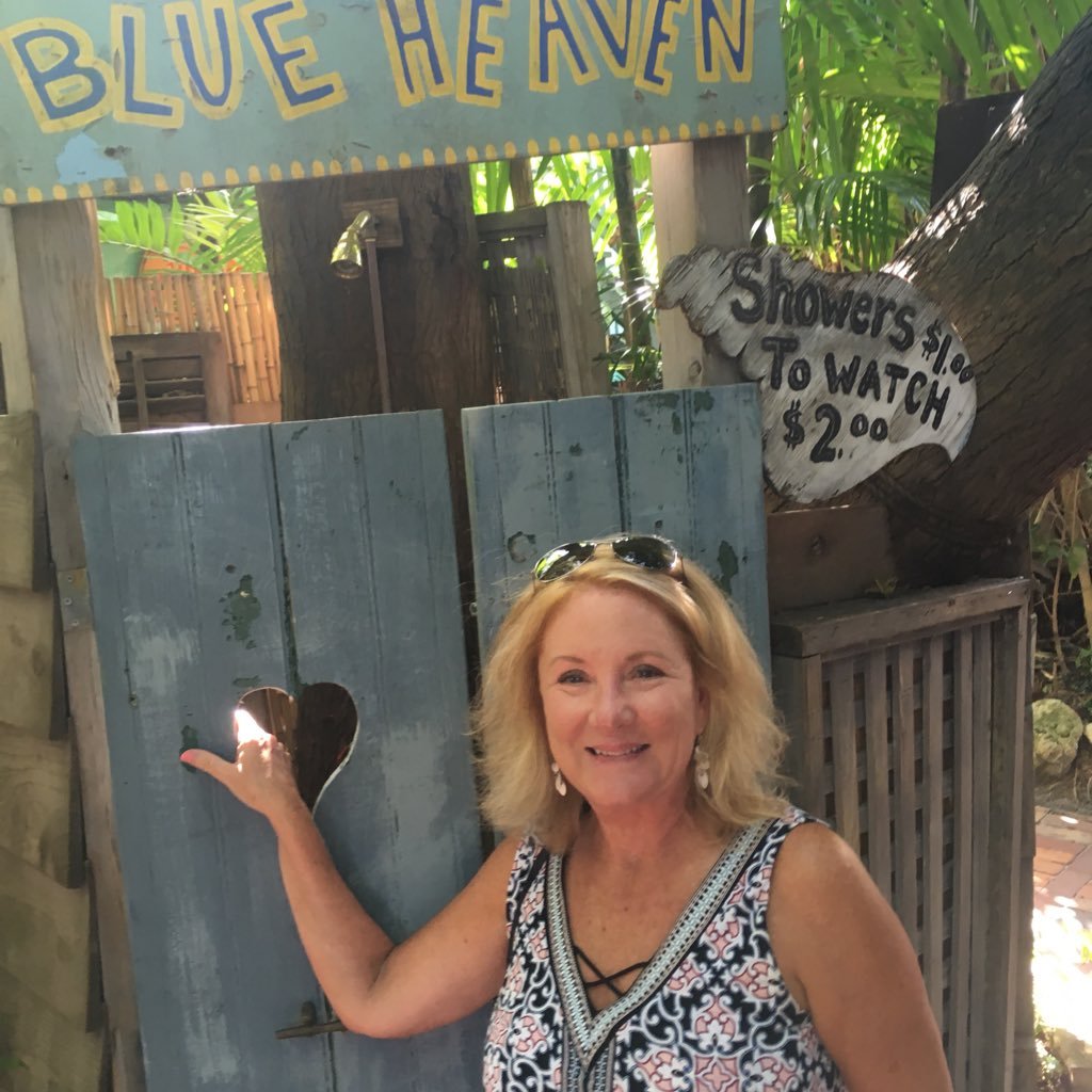 CreditUnionLove's profile picture. 