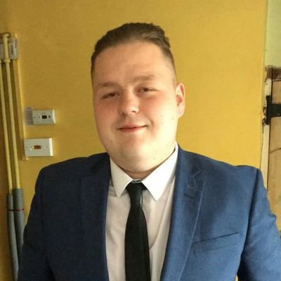 @LFC FAN Player for @FFWD_eSports PSN VipeZy-FFWD if you want a game stream https://t.co/Cx8Yl410pY