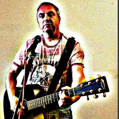 I play acoustic guitar and sing cover versions of songs that we know and love, and some we’d forgotten but then remember ever word. #acousticguitar #solosinger