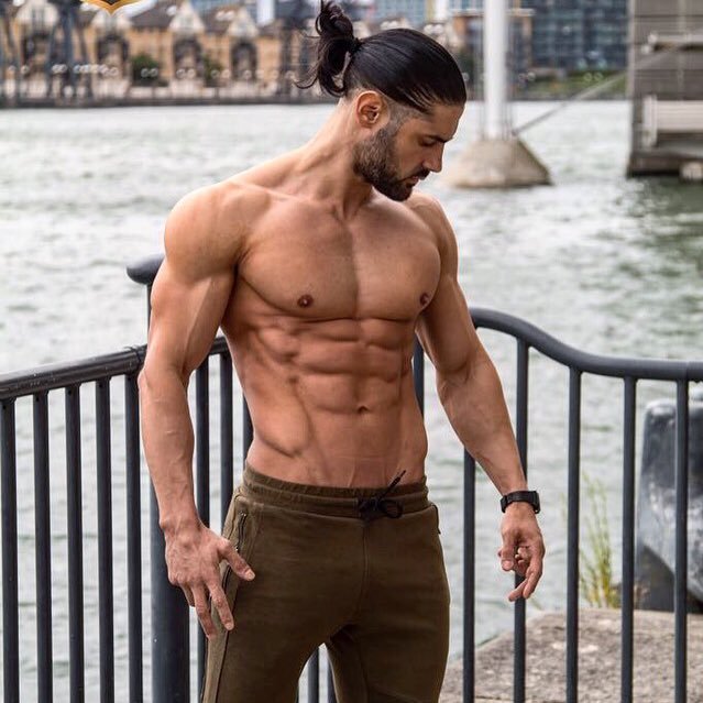 Personal Trainer. Insta- @official_pt_tony.
