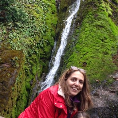 Del subtrópico a Patagonia - Ecofisióloga 🌿🌳🍃🍂 
Plant Ecology-Ecophysiology Researcher at CONICET / Professor at UNPSJB / Editor in Chief Acta Oecologica