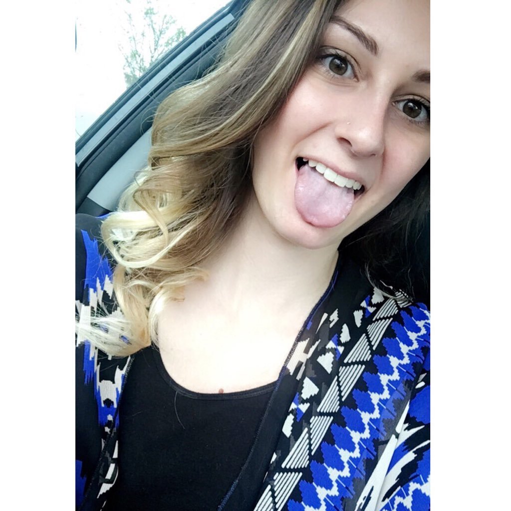 lexkubb's profile picture. I'm not funny so I never win