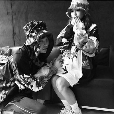 i love Dara....i love Gd....all in all i love Daragon.... i love them all..