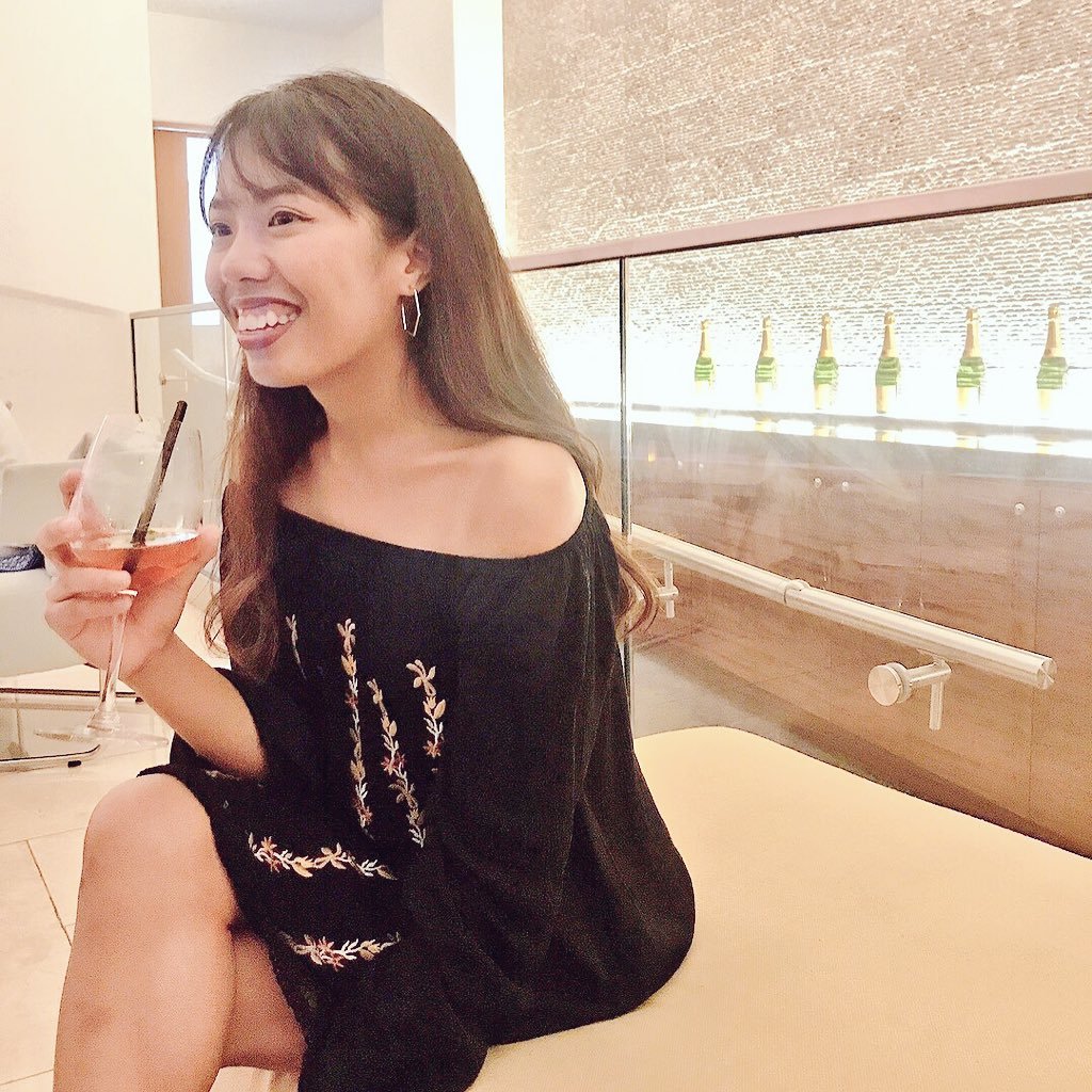 tonirosey's profile picture. Tell me your favorite song 🌴🌸⛅️