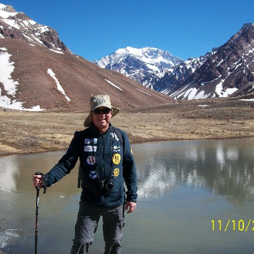 Nacido en las montañas del Rio Grande do Sul, gradualmente me convertí en un amante de la naturaleza y un apasionado de la Patagonia!
      🏔️📸🔭🚴‍♂️🍷🌵🍃😀