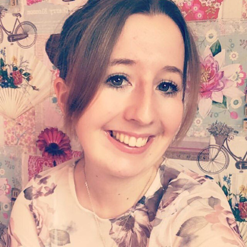 Blogger, Student, Dreamer, Bookworm, Self love// #TheGirlGang//#MistfitBlogger// #RomanticGals// Dont let anyone dull your sparkle✨