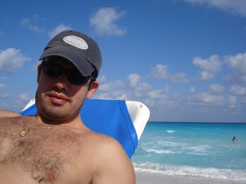 humbertolozada's profile picture. Venezuelan guy who has lost amazement capacity, both with persons and events. Addicted to Chocolate. Adrenaline Junkie.