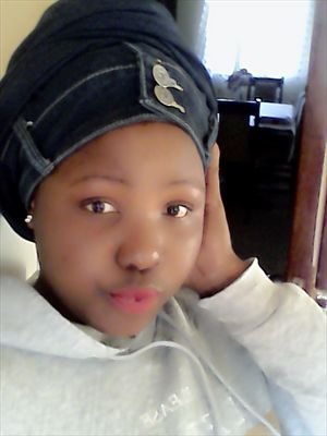 ReylohRee's profile picture. procrastination is a thief of time