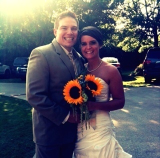 maxw4353's profile picture. Lovebirds w/ @themegmax