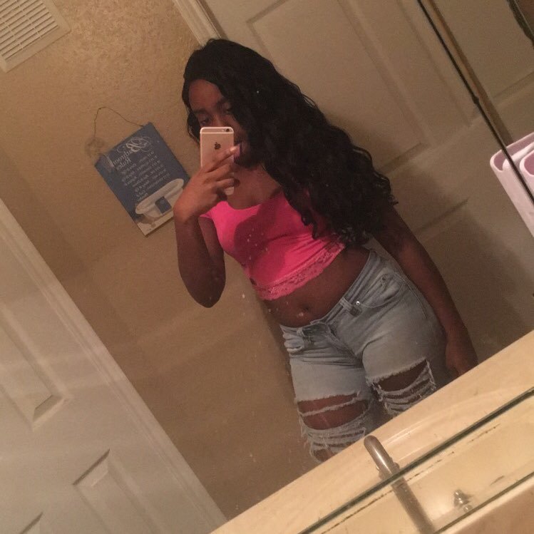 Cyridge Sen18r 👩🏾🎓🎓|| 7️⃣teen 🙂||Chicago made 👶🏽Houston raised 🏙||